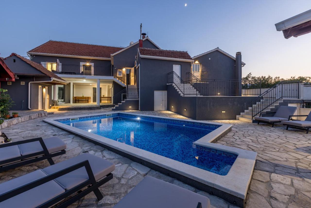 Holiday Home Luka Nova Sela Exterior foto